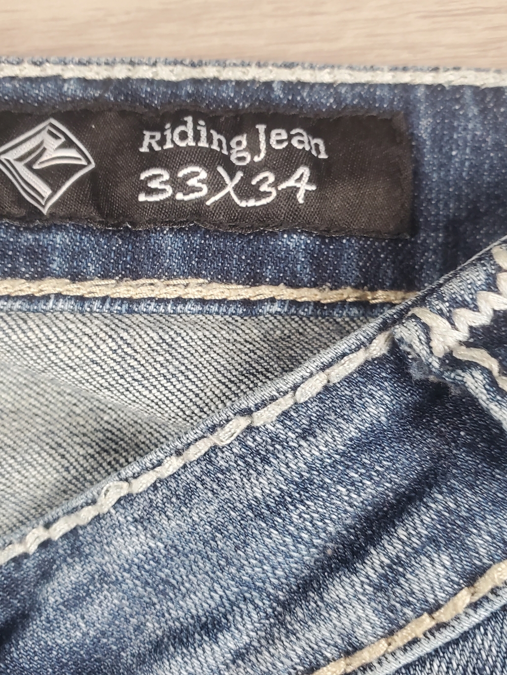 Riding Jean Straight Leg Jeans in Faded Blue - Picture 3 of 12